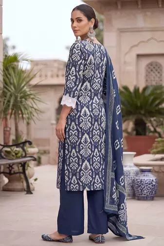 Blue floral printed straight kurta set for women