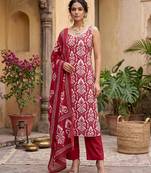 Pink floral printed straight kurta set for women