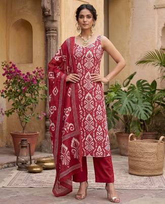 Pink floral printed straight kurta set for women 3