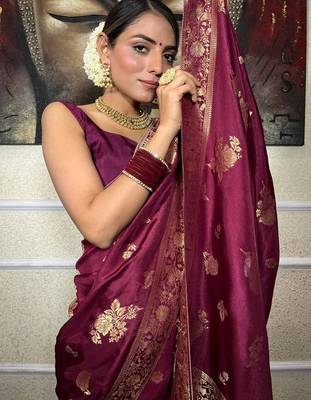 Wine silk blend jacuard work festival saree with unstitched blouse piece 4