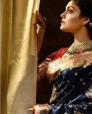Blue red silk blend jacuard work festival saree with unstitched blouse piece 5