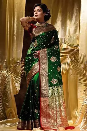 Green red silk blend jacuard work festival saree with unstitched blouse piece