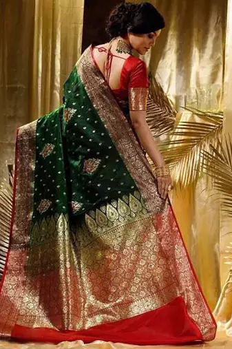 Green red silk blend jacuard work festival saree with unstitched blouse piece