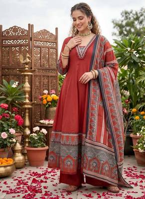Maroon floral printed anarkali kurta set for women 5