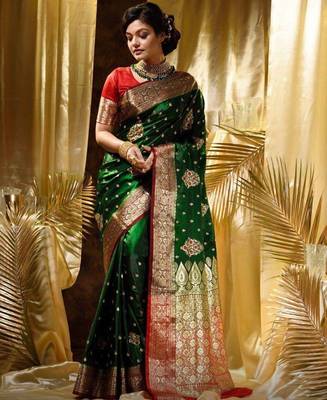 Green red silk blend jacuard work festival saree with unstitched blouse piece 4