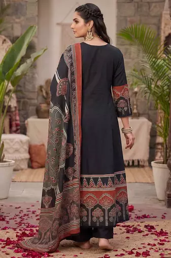 Black floral printed anarkali kurta set for women