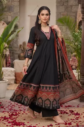 Black floral printed anarkali kurta set for women