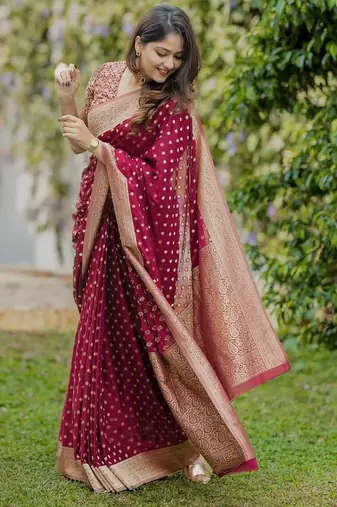Maroon silk blend jacuard work festival saree with unstitched blouse piece