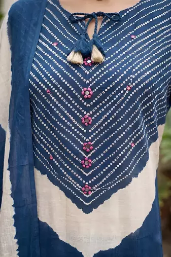 Blue floral printed straight kurta set for women