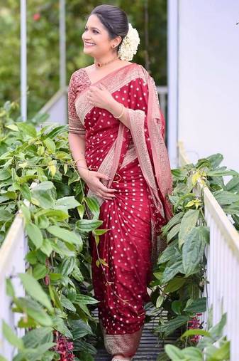 Maroon silk blend jacuard work festival saree with unstitched blouse piece
