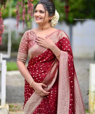 Maroon silk blend jacuard work festival saree with unstitched blouse piece 2