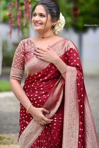 Maroon silk blend jacuard work festival saree with unstitched blouse piece