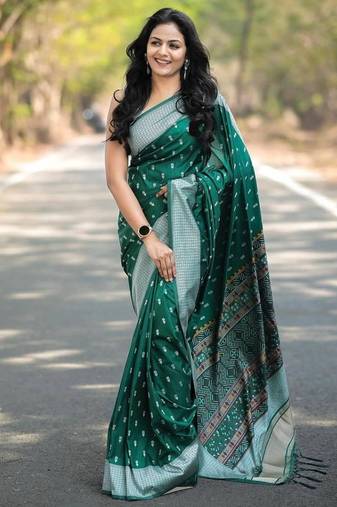 Green silk blend jacuard work festival saree with unstitched blouse piece