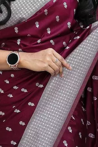 Maroon silk blend jacuard work festival saree with unstitched blouse piece