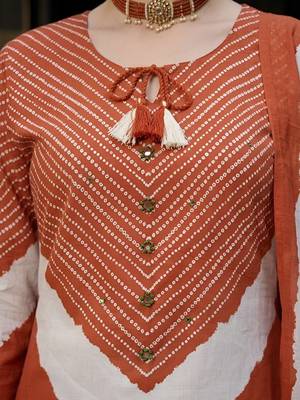 Rust floral printed straight kurta set for women 3