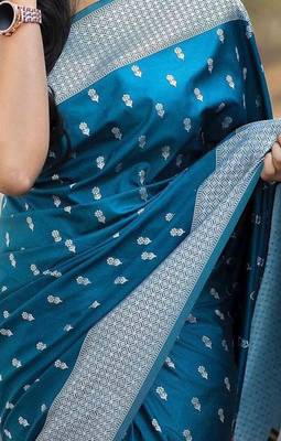 Rama  silk blend jacuard work festival saree with unstitched blouse piece 3