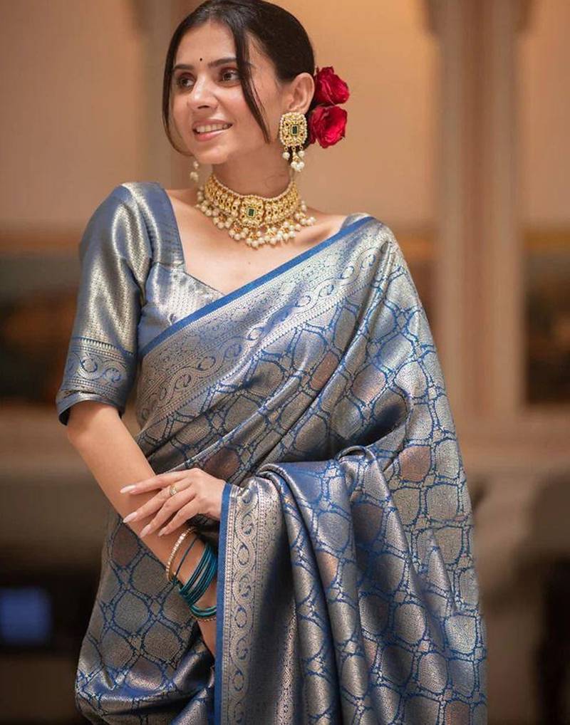 Black silk blend jacuard work festival saree with unstitched blouse piece