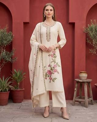 Beige floral printed straight kurta set for women 5