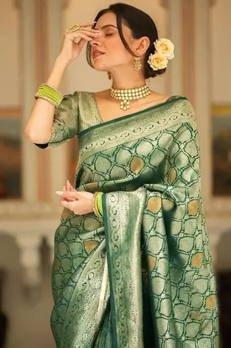 Green silk blend jacuard work festival saree with unstitched blouse piece