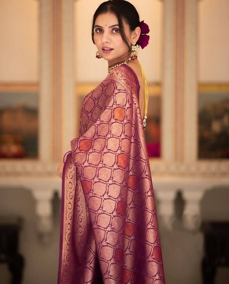 Wine silk blend jacuard work festival saree with unstitched blouse piece