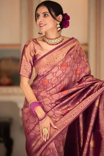 Wine silk blend jacuard work festival saree with unstitched blouse piece