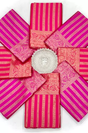 Pink silk blend jacuard work festival saree with unstitched blouse piece