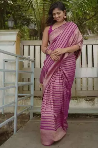 Purple silk blend jacuard work festival saree with unstitched blouse piece