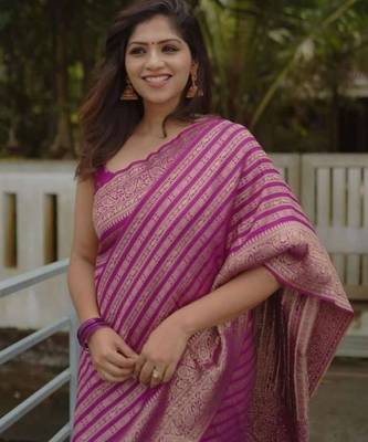 Purple silk blend jacuard work festival saree with unstitched blouse piece 5