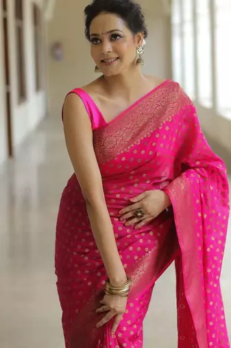 Pink silk blend jacuard work festival saree with unstitched blouse piece