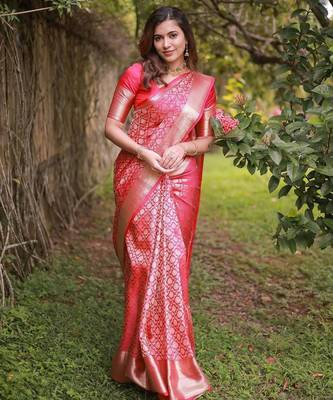 Pink silk blend jacuard work festival saree with unstitched blouse piece 1