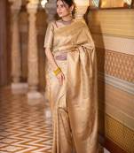 Cream silk blend jacuard work festival saree with unstitched blouse piece