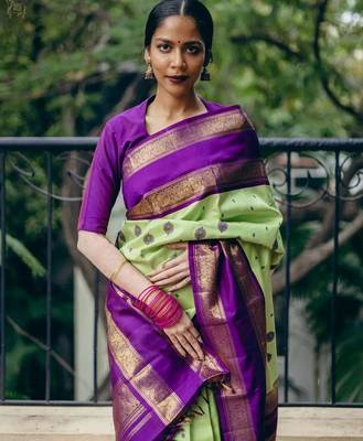 Pista purple silk blend jacuard work festival saree with unstitched blouse piece 5