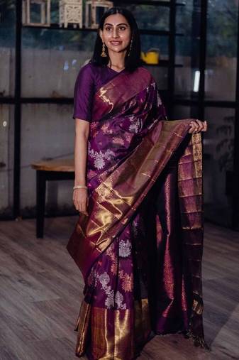 Wine silk blend jacuard work festival saree with unstitched blouse piece