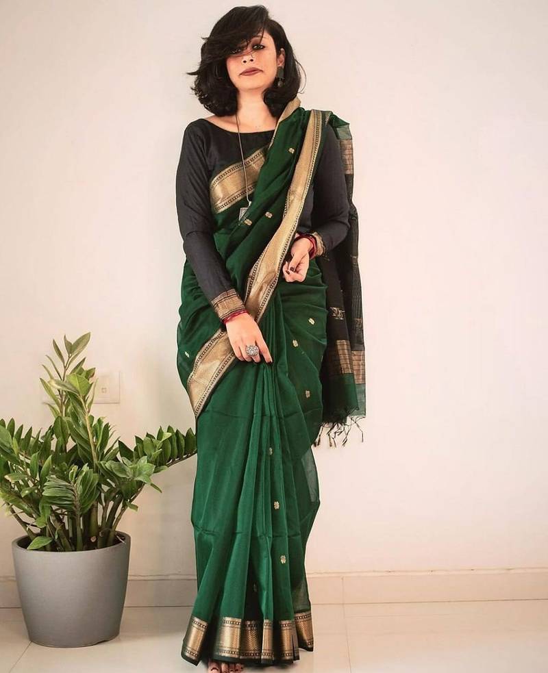 Green silk blend jacuard work festival saree with unstitched blouse piece