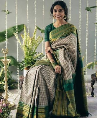 Beige green silk blend jacuard work festival saree with unstitched blouse piece 3