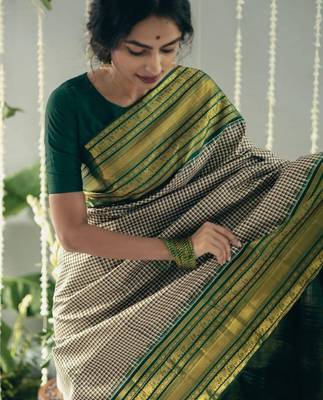 Beige green silk blend jacuard work festival saree with unstitched blouse piece 4