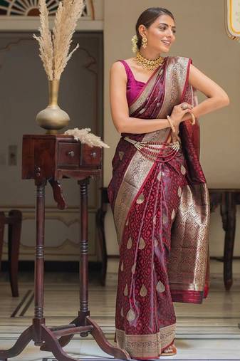 Maroon silk blend jacuard work festival saree with unstitched blouse piece