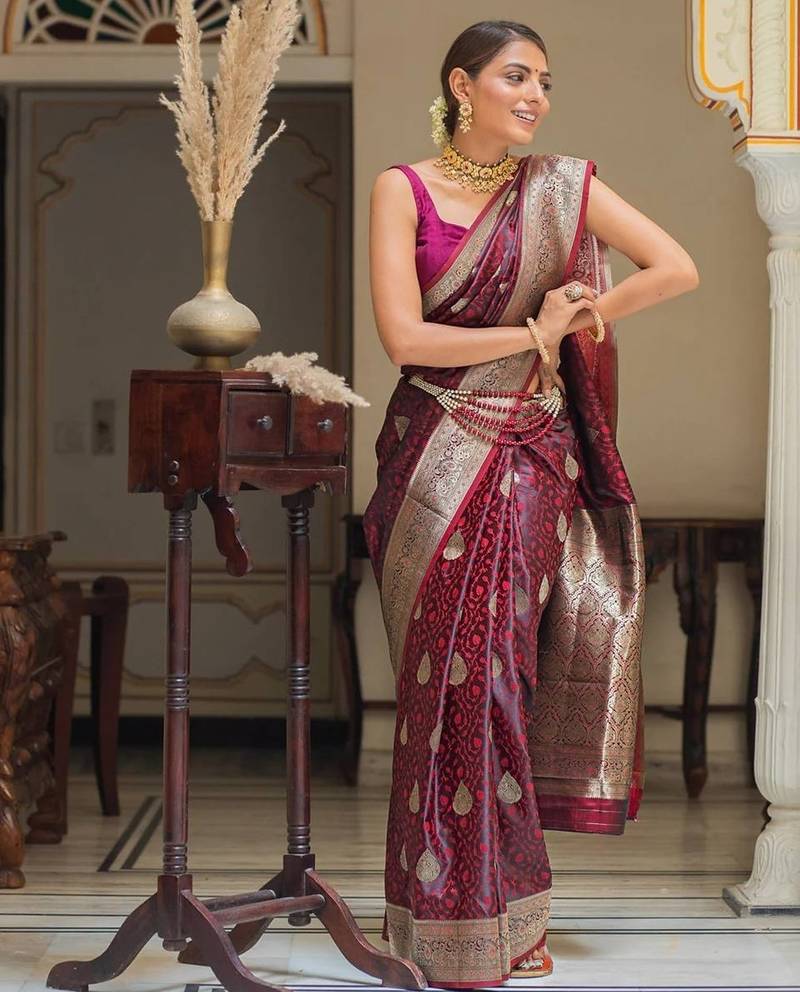 Maroon silk blend jacuard work festival saree with unstitched blouse piece