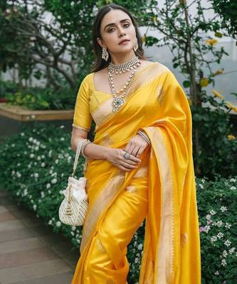 Yellow silk blend jacuard work festival saree with unstitched blouse piece 1