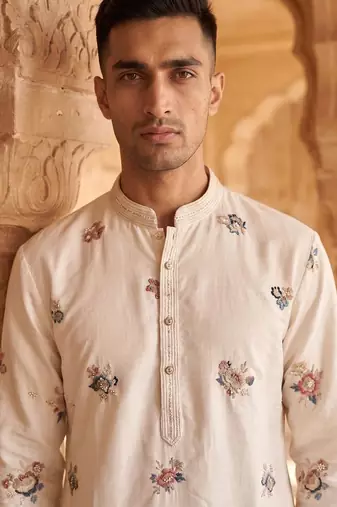 Cream embroidered kurta pajama with handwork in pure lachaka fabric
