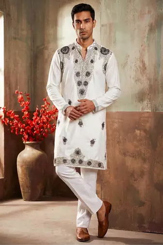 White lachka kurta pant set withembroidery and handwork