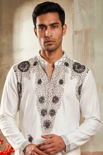 White lachka kurta pant set withembroidery and handwork