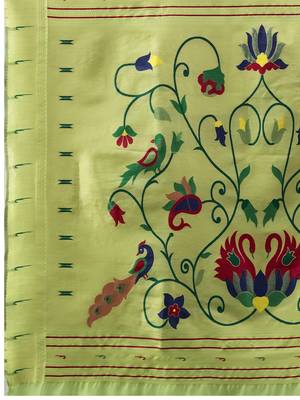 Green woven, floral cotton silk paithani saree with blouse 5