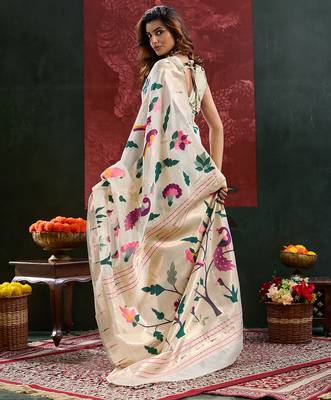 White woven, floral cotton silk paithani saree with blouse 4