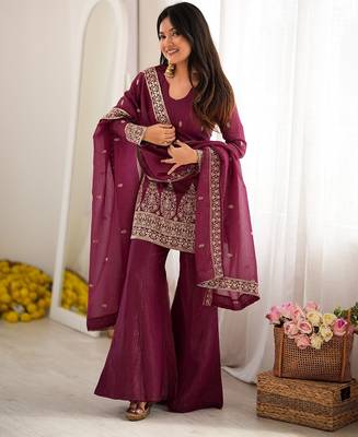 Wine embroidered kurti with bell bottom pant and dupatta set 1