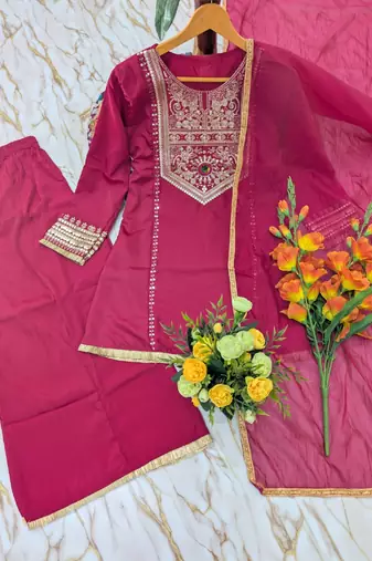 Women's pink crepe embroidered kurta set with dupatta and palazzo
