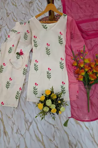 White cotton printed kurti set for women with pant and pink dupatta