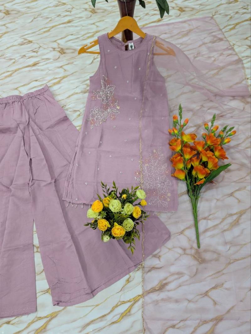 Wome's lavender silk blend straight kurti palazzo set with dupatta