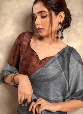 gray printed crepe casual wear saree 2