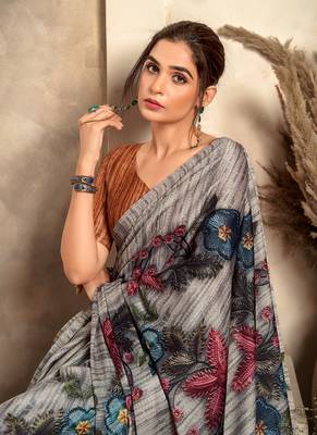 gray printed crepe casual wear saree 2